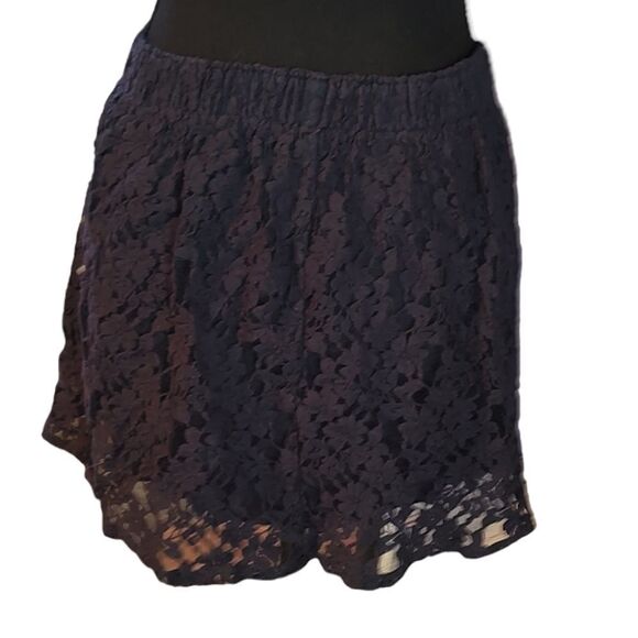 Hollister Navy Blue Lace Mini Skirt Small - Picture 2 of 5